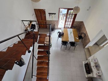 VENTA P.H. 4 AMB. WILDE CENTRO