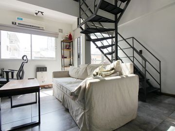 VENTA DEPTO 2 AMBIENTES TRIPLEX PLAZA IRLANDA