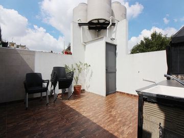VENTA DEPTO 2 AMBIENTES TRIPLEX PLAZA IRLANDA