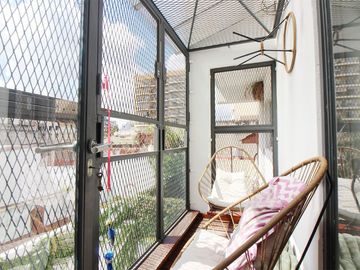 VENTA DEPTO 2 AMBIENTES TRIPLEX PLAZA IRLANDA