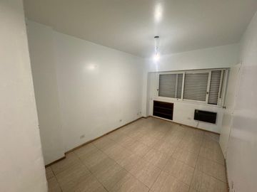 VENTA DPTO 5AMB BALVANERA APTO PROFESIONAL
