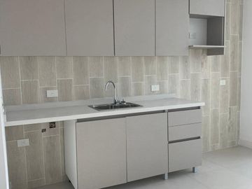 Venta 2 Ambientes Saravi Village duplex cochera.