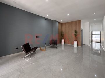 VENTA HERMOSO MONOAMBIENTE CON BALCON EN CABALLITO