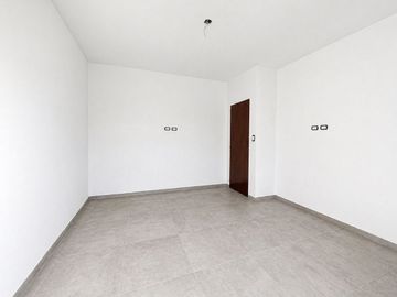 CASA EN VENTA  2 DORM P. BAJA VALLE CERCANO CBA