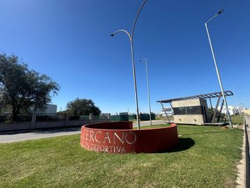 CASA EN VENTA  2 DORM P. BAJA VALLE CERCANO CBA