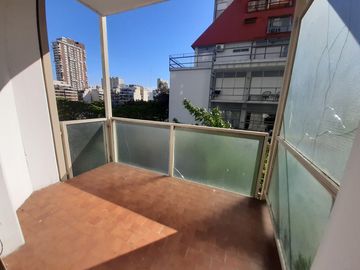 Muy buen tres ambientes en venta en el corazón de Belgrano