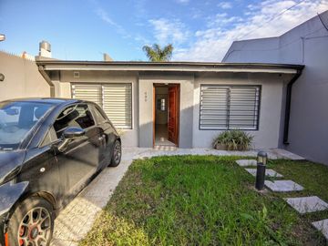 Hermoso Chalet en Inmejorable Zona de Castelar Norte