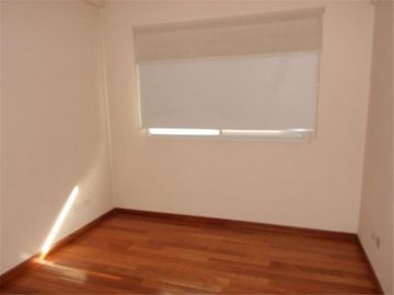 Hermoso chalet en Parque Leloir (Udaondo)