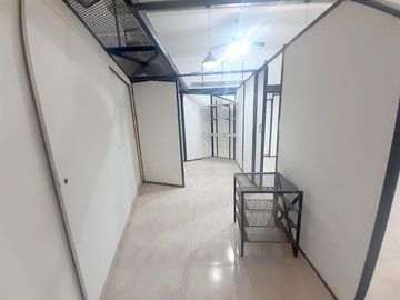 RETASADO OPORTUNIDAD AMPLIO MONOAMBIENTE DE 73 METROS CON PATIO EN VENTA EN ZONA HISTORICA