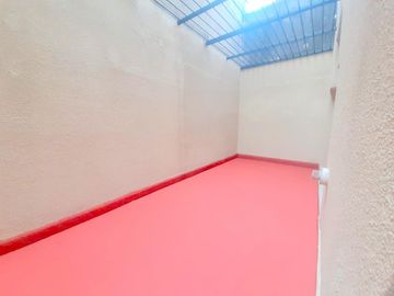 RETASADO OPORTUNIDAD AMPLIO MONOAMBIENTE DE 73 METROS CON PATIO EN VENTA EN ZONA HISTORICA