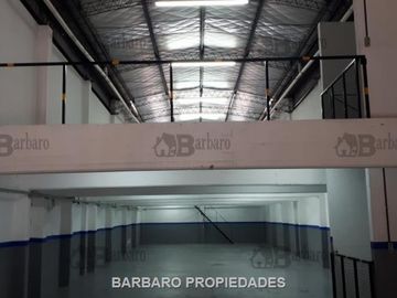 BARBARO ALQUILA GALPON EN VILLA LINCH