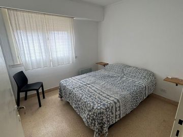 Departamento de dos dormitorios a 150 metros del mar.
