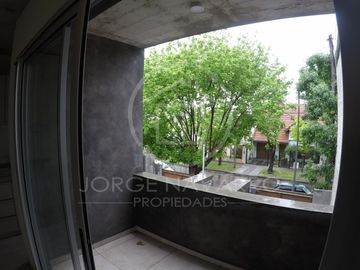 Depto. 2 Ambientes a Estrenar - Planta Alta Fte. - Villa Ballester