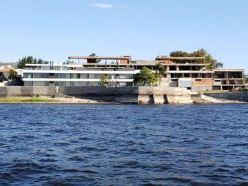 HOUSING PUERTO NORTE. URBANIZACIÓN SOBRE LAGO SAN ROQUE. PRIMERA CATEGORIA