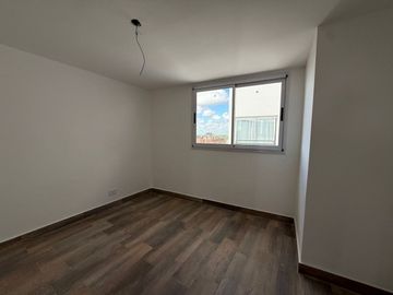 VENTA DUPLEX 4 AMBIENTES EN TIGRE A ESTRENAR