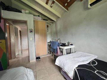 VENTA CASA 4 AMBIENTES DEL VISO 600m DE LOTE
