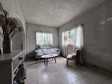 VENTA CASA 4 AMBIENTES DEL VISO 600m DE LOTE