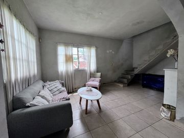 VENTA CASA 4 AMBIENTES DEL VISO 600m DE LOTE