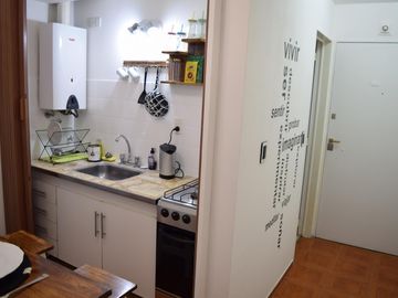 PRECIOSO MONOAMBIENTE CON BALCON LISTO PARA AIRBNB