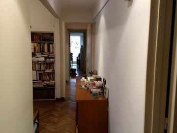 Excelente 4 Ambientes con cochera y baulera- PALERMO
