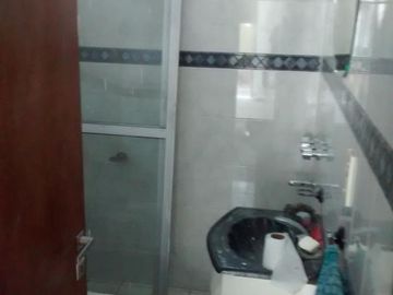 DUPLEX INTERNO DE 3 AMBIENTES   AL CONTRA FRENTE CON AMPLIO PATIO