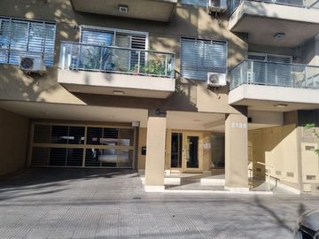 SE VENDE COCHERA EN  MONTE CASTRO