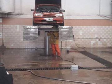 Galpon de 380 metros, apto para Lavadero y Lubricentro