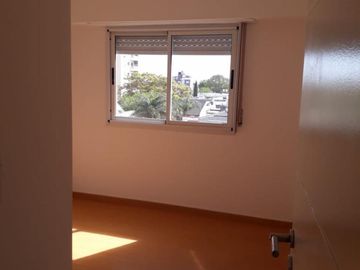 Departamento 3 amb. c/cochera cubierta, edificio NUEVO PRECIO Excelente ubicación CENTRO Lanus O.