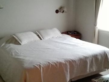 Excelente Chalet de dos plantas en Barrio Privado Echeverria del Lago