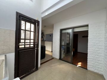 CASA 4 AMBIENTES EN VENTA EN ALDO BONZI CON DEPEND