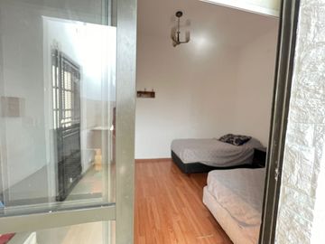 CASA 4 AMBIENTES EN VENTA EN ALDO BONZI CON DEPEND