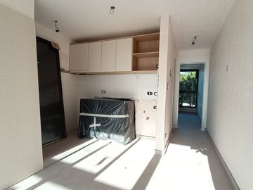 PRE VENTA DE DEPARTAMENTOS DE 2 AMBIENTES EN SEGUNDO PISO - MORON