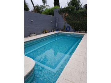Venta de Casa y Departamento Apta Crédito en S. A. de Padua, calle Bme. Mitre
