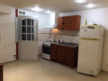 Venta de Casa y Departamento Apta Crédito en S. A. de Padua, calle Bme. Mitre
