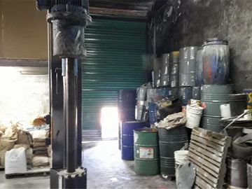 Barbaro Vende galpon con vivienda  en San Martin