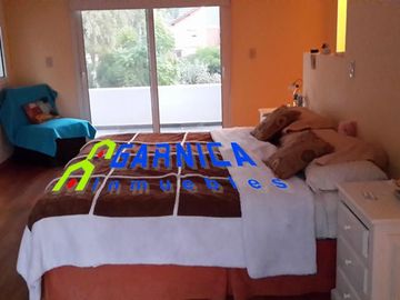 Chalet en Campos de Alvarez - Moreno