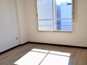 Semipisos de Dos Ambientes a Estrenar, con Cocina Separada y Balcon Aterrazado