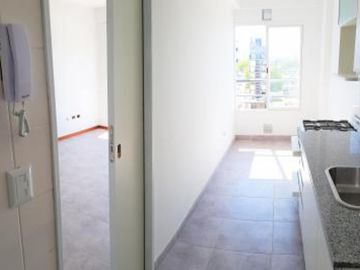 Semipisos de Dos Ambientes a Estrenar, con Cocina Separada y Balcon Aterrazado