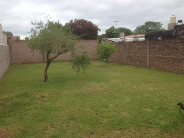 BURZACO: HERMOSO LOTE EN EXCELENTE ESTADO .TODOS LOS SERVICIOS. C/ ESCRITURA*APTO CREDITO*