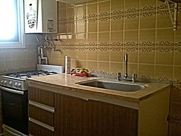 Venta de departamento de 1 un ambiente en excelente zona y muy buen estado.