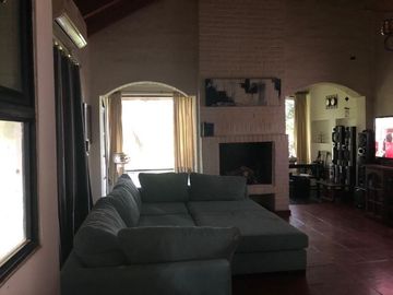 Casa en Venta en barrio Comahue Golf Club Neuquén