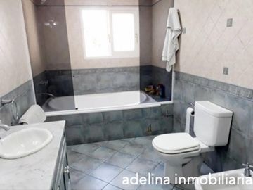 Chalet a nuevo 5 dormitorios y gran parque