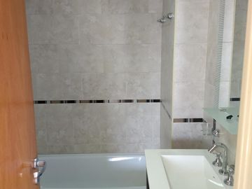 Departamento de 2 ambientes con cochera a estrenar San Justo