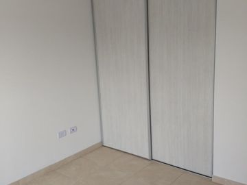 Departamento de 2 ambientes con cochera a estrenar San Justo