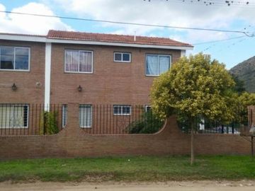 DEPARTAMENTO EN BARRIO PLAYAS DE ORO. DOS DORMITORIOS.