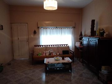 casa con departamento