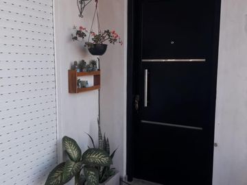 casa con departamento