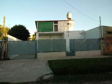 casa con departamento