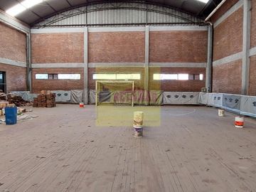 Venta de Imponente Inmueble Comercial en San Justo Centro. Consulte