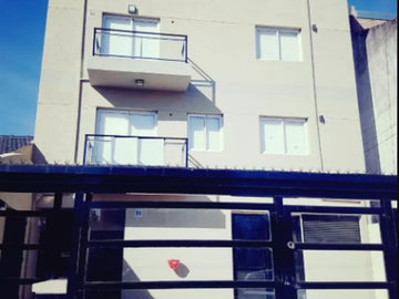 Excelente departamento de 2 amb a estrenar